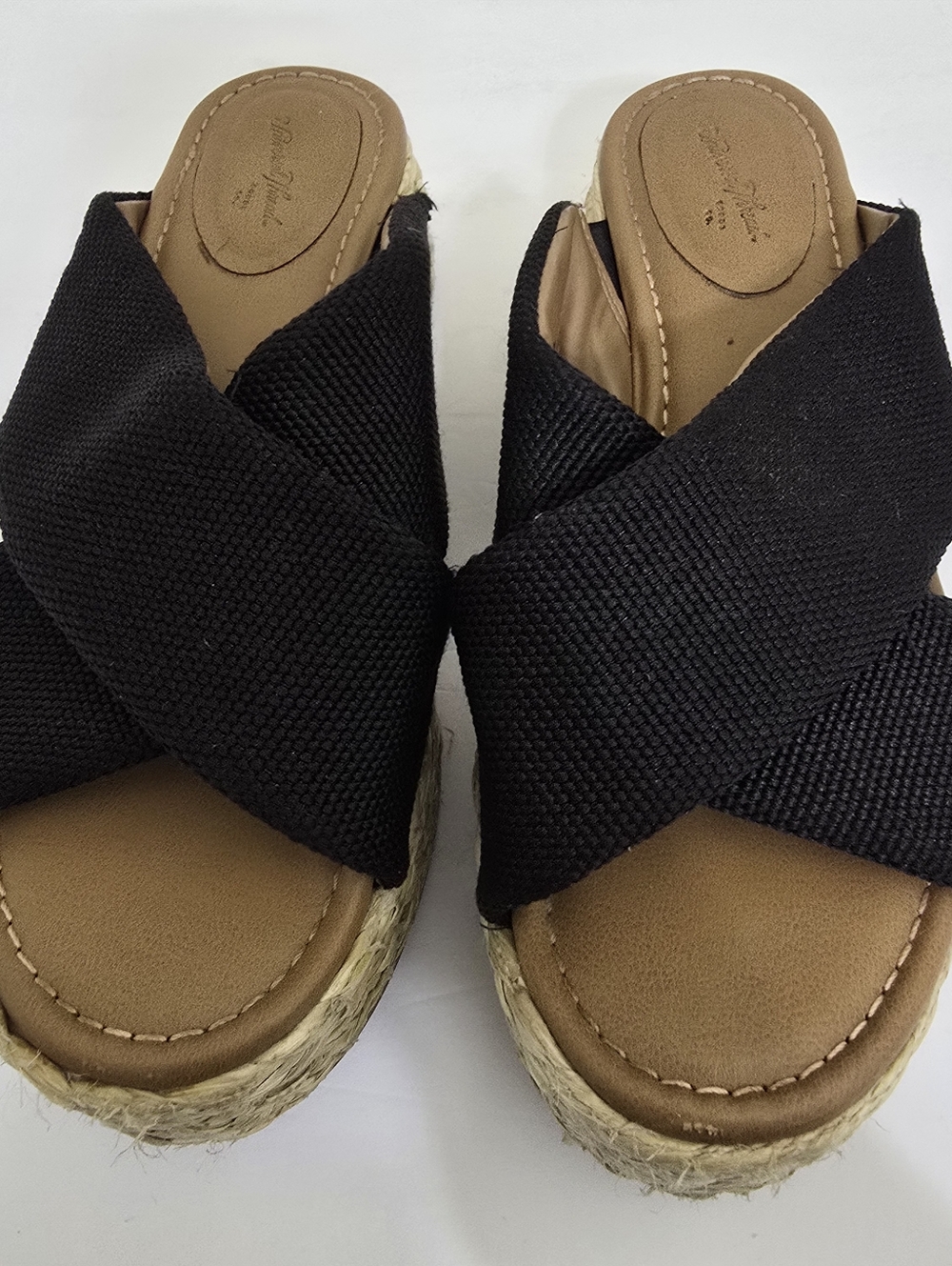 UNIVERSAL THREAD size 7 Desi‎ Woven Espadrille Wedge Sandal Memory Foam Black